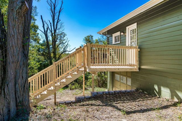 7025 Iris Drive, Grove City, OH 43123