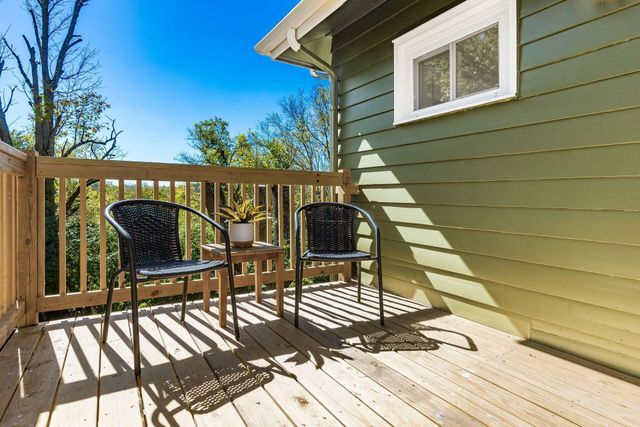 7025 Iris Drive, Grove City, OH 43123