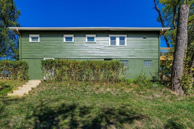 7025 Iris Drive, Grove City, OH 43123