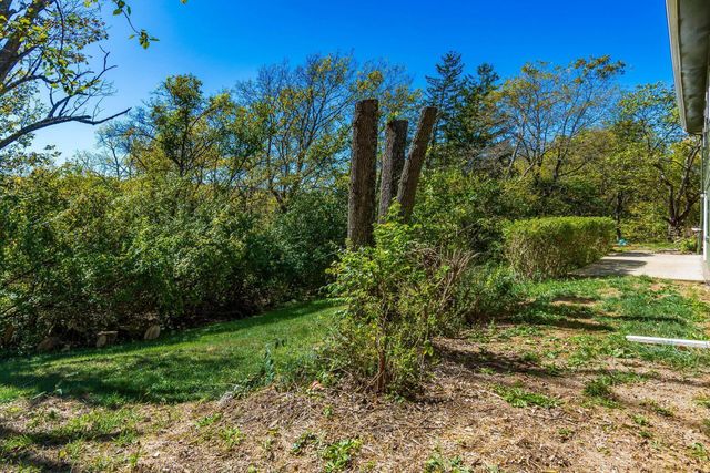 7025 Iris Drive, Grove City, OH 43123