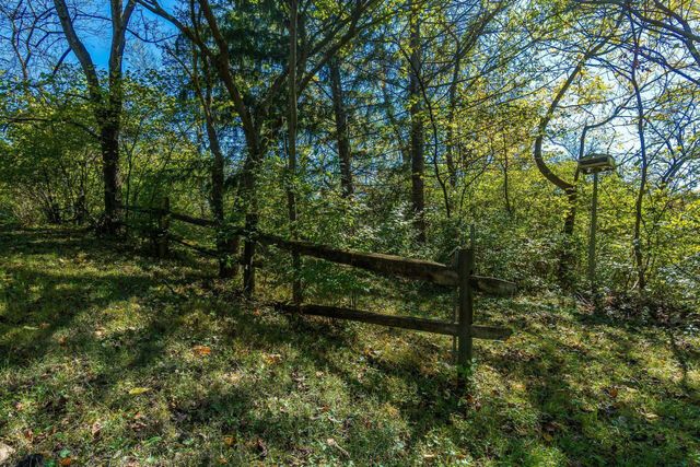 7025 Iris Drive, Grove City, OH 43123