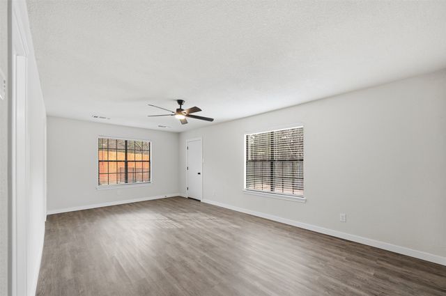 5028 Groom Lane, Dallas, TX 75227