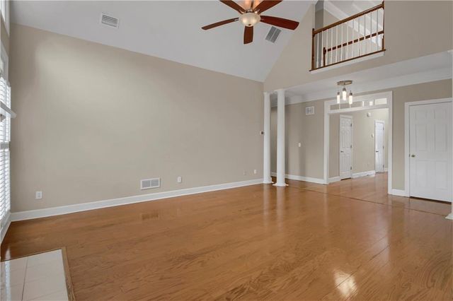 312 Declaire Way NE, Marietta, GA 30067