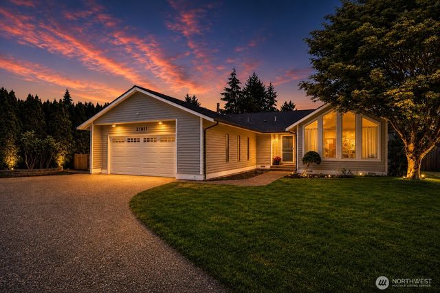 21011 36th Place W, Lynnwood, WA 98036