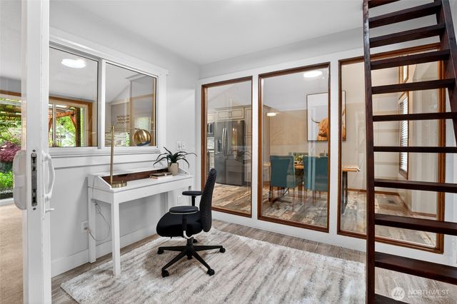 21011 36th Place W, Lynnwood, WA 98036