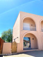 2825 N Alvernon Way # 3, Tucson, AZ 85712