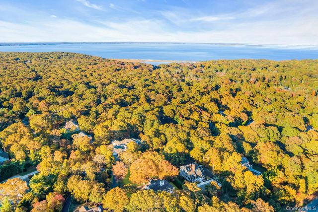 19 Bay Woods Drive, Hampton Bays, NY 11946