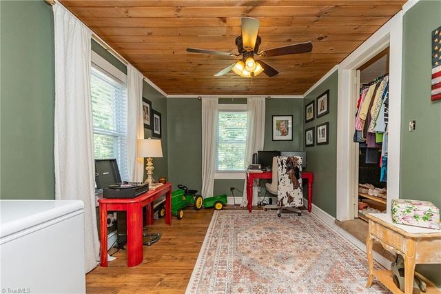 332 Dibrell Road, Pelham, NC 27311