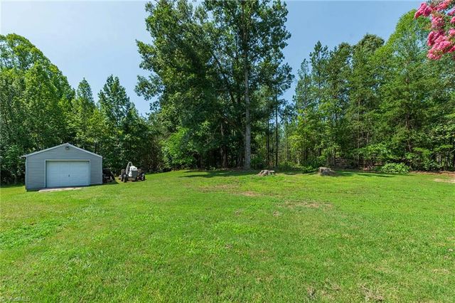 332 Dibrell Road, Pelham, NC 27311