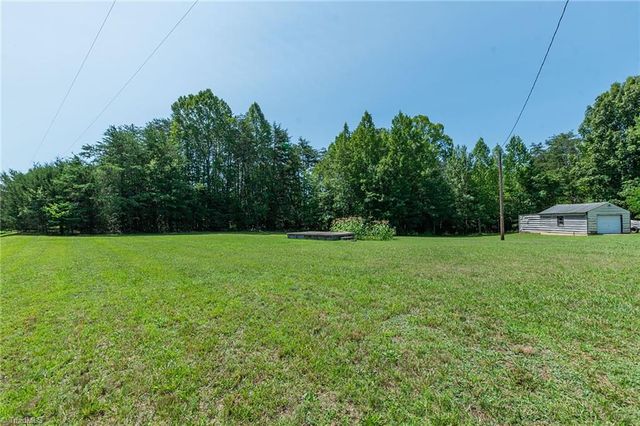 332 Dibrell Road, Pelham, NC 27311
