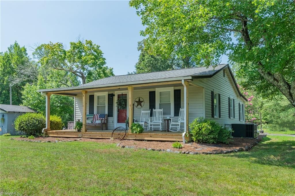 332 Dibrell Road, Pelham, NC 27311