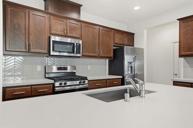 520 Spyglass Cir, Angels Camp, CA 95222