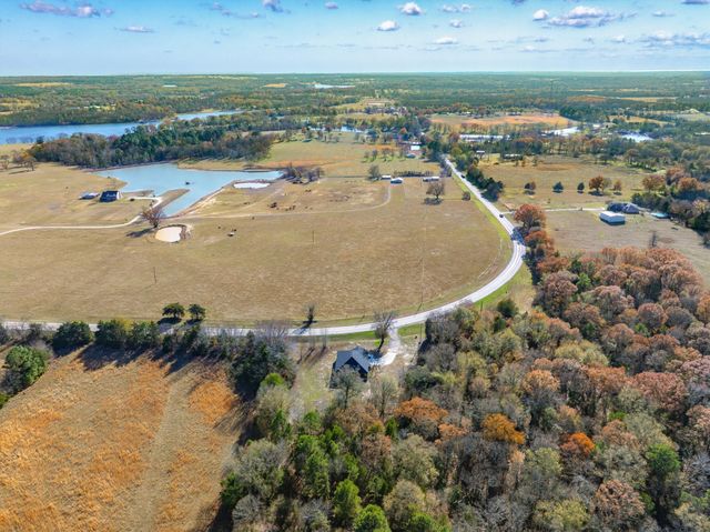 21010 Fm 1805, Van, TX 75790