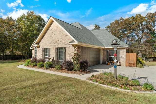 58 Pinedale Dr., Collins, MS 39428