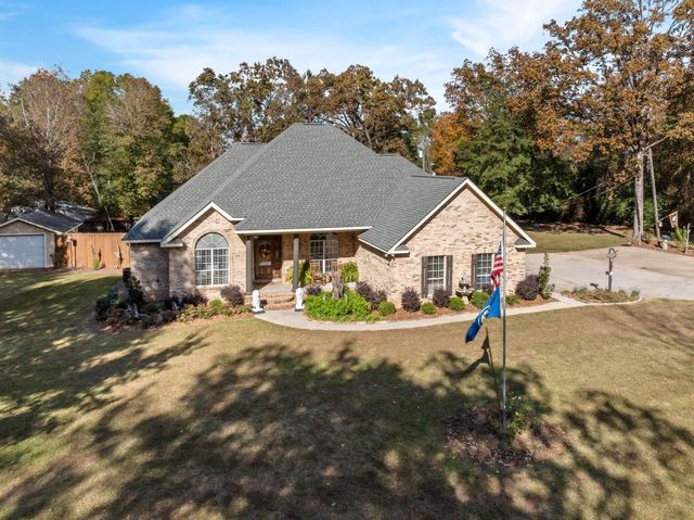 58 Pinedale Dr., Collins, MS 39428
