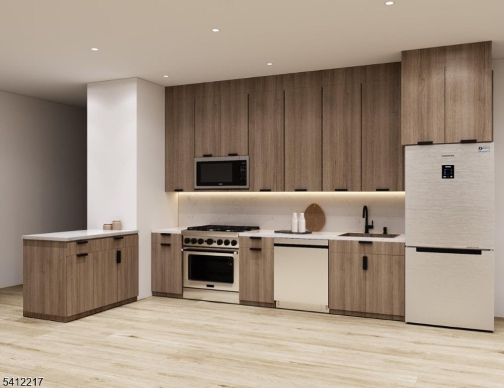 225 Broad St 1-D, Elizabeth City, NJ 07201