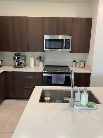 4745 NW 84th Ct 48, Doral, FL 33166