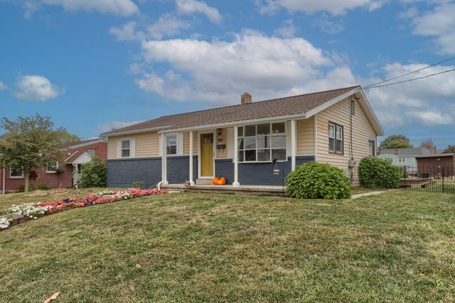 1637 E CARACAS AVE, Hershey, PA 17033