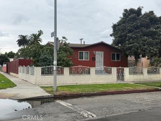 758 E 76th PL Place, Los Angeles, CA 90001