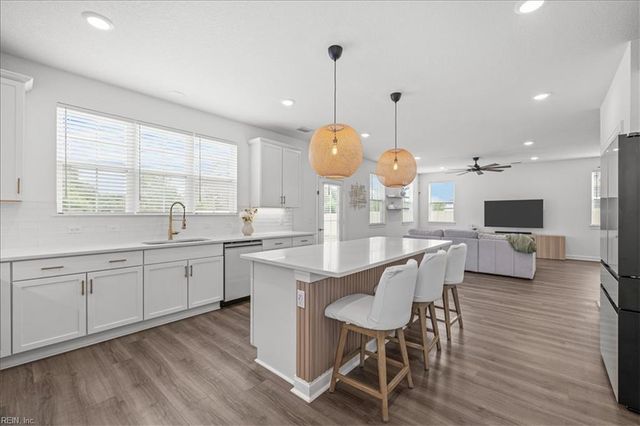 445 Middleton WAY, Chesapeake, VA 23322