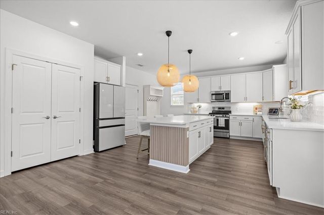 445 Middleton WAY, Chesapeake, VA 23322