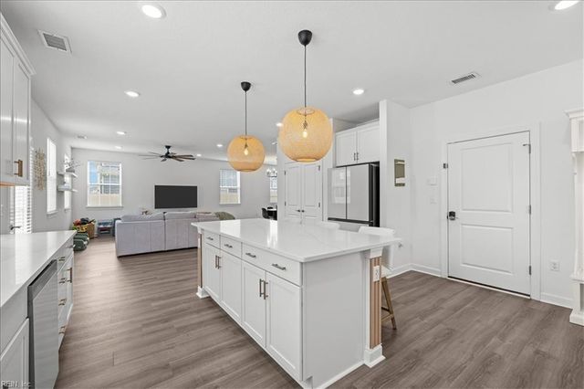 445 Middleton WAY, Chesapeake, VA 23322