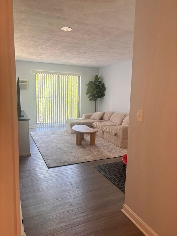 505 Washington Ave 46, Chelsea, MA 02150