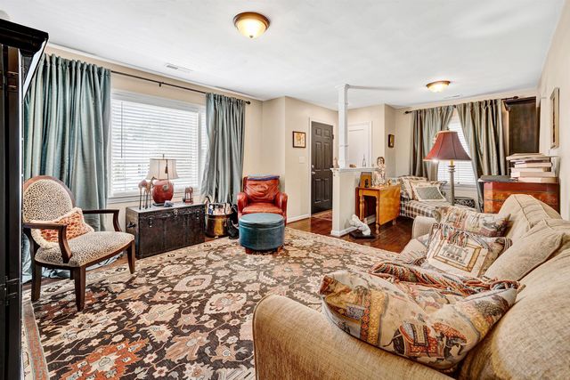 1830 Oxford AVE SW, Roanoke, VA 24015