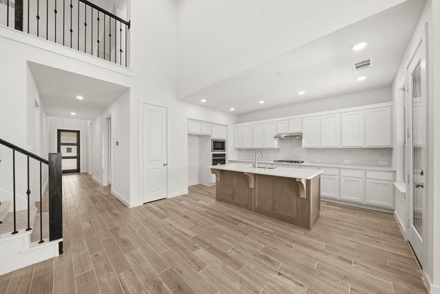 1110 Mercantile Street, Richmond, TX 77406