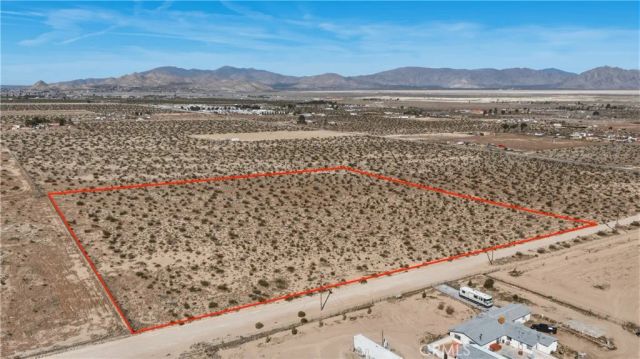 10384 Locust, Lucerne Valley, CA 92356