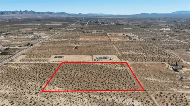 10384 Locust, Lucerne Valley, CA 92356