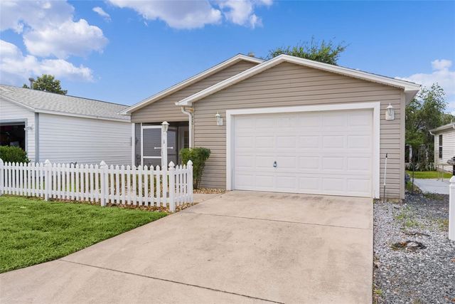 8201 SE 169TH PALOWNIA LOOP, The Villages, FL 32162