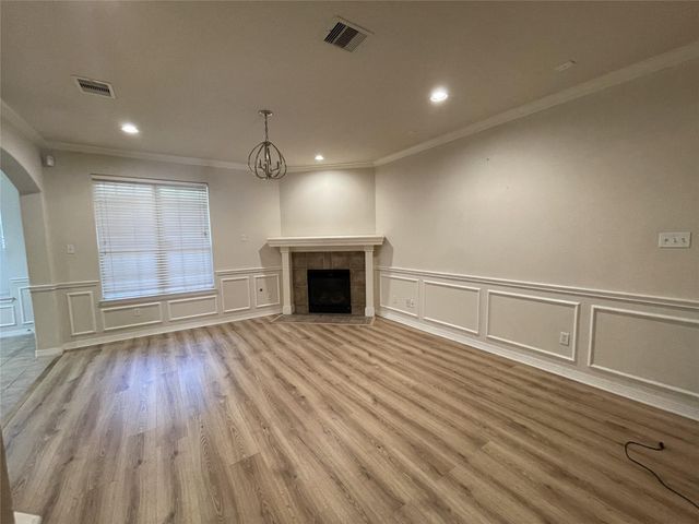 6410 E Linpar Court, Houston, TX 77040