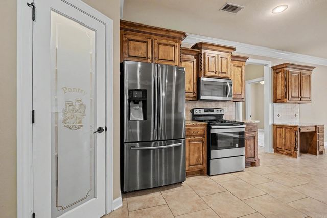 6132 Remington Drive, Bryant, AR 72022