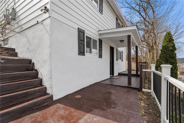 125 Liberty St, Bridgeville, PA 15017