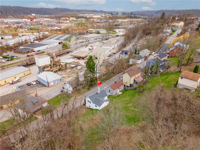 125 Liberty St, Bridgeville, PA 15017