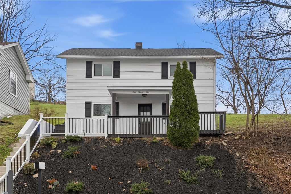 125 Liberty St, Bridgeville, PA 15017