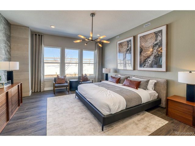 8837 Hotchkiss St, Littleton, CO 80125
