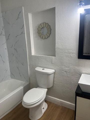 734 SW 8th Street, Dania Beach, FL 33004