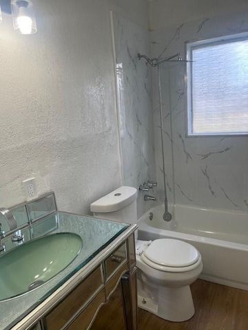 734 SW 8th Street, Dania Beach, FL 33004