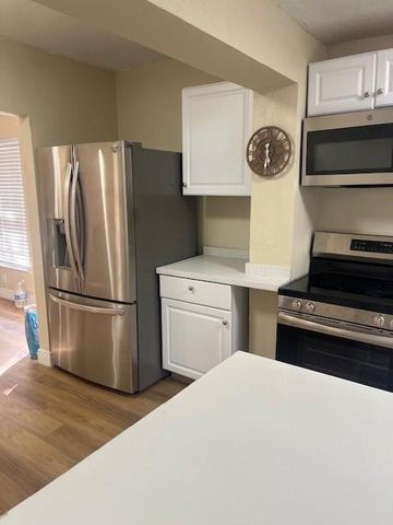 734 SW 8th Street, Dania Beach, FL 33004