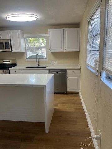 734 SW 8th Street, Dania Beach, FL 33004