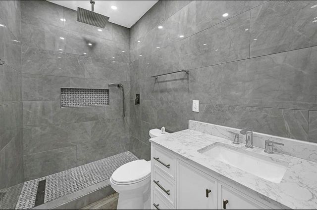 12430 Pecan Court, Houston, TX 77013