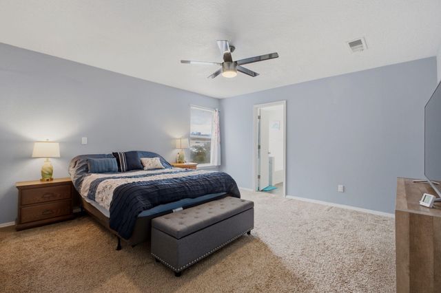 8 Apache Plume Road, Los Lunas, NM 87031