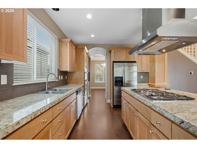 16670 Nw CANTON St, Portland, OR 97229