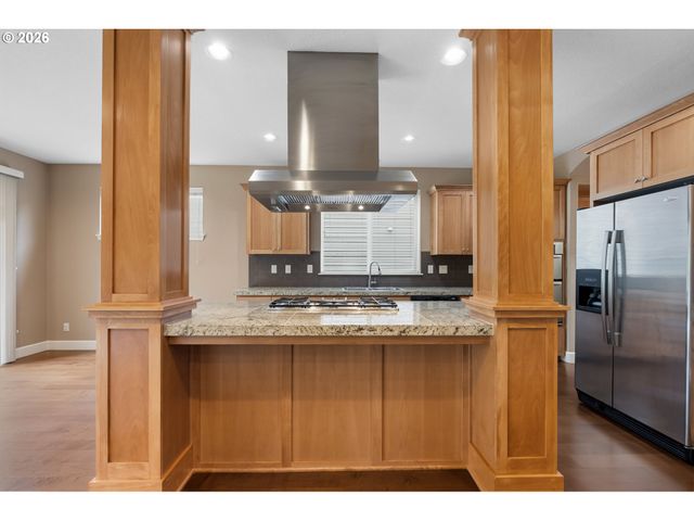 16670 Nw CANTON St, Portland, OR 97229