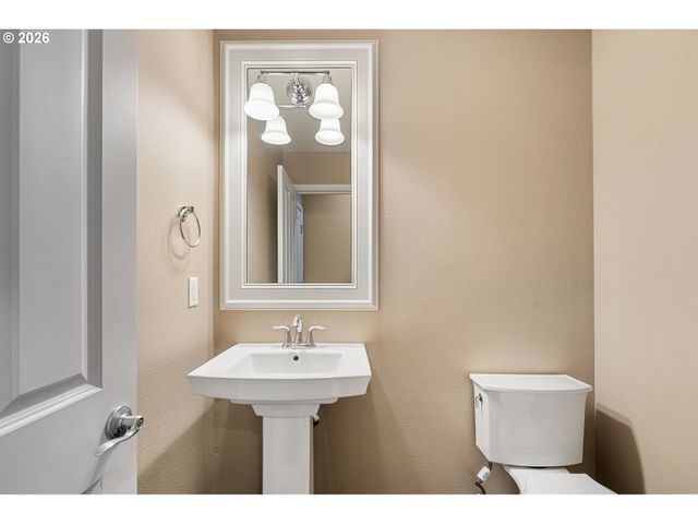 16670 Nw CANTON St, Portland, OR 97229