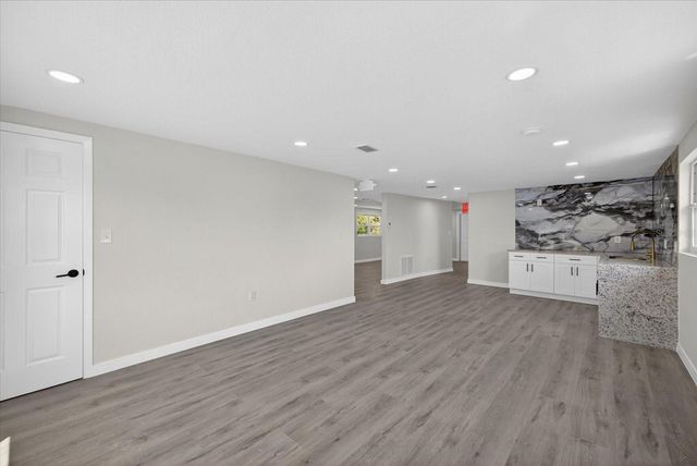 6334 CONGRESS STREET, New Port Richey, FL 34653