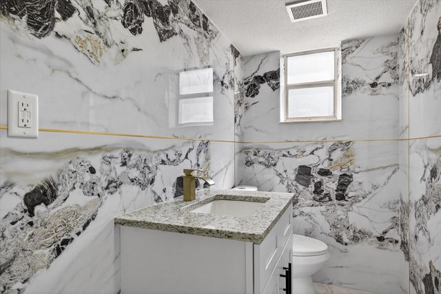 6334 CONGRESS STREET, New Port Richey, FL 34653