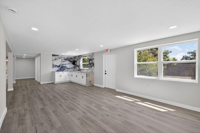 6334 CONGRESS STREET, New Port Richey, FL 34653